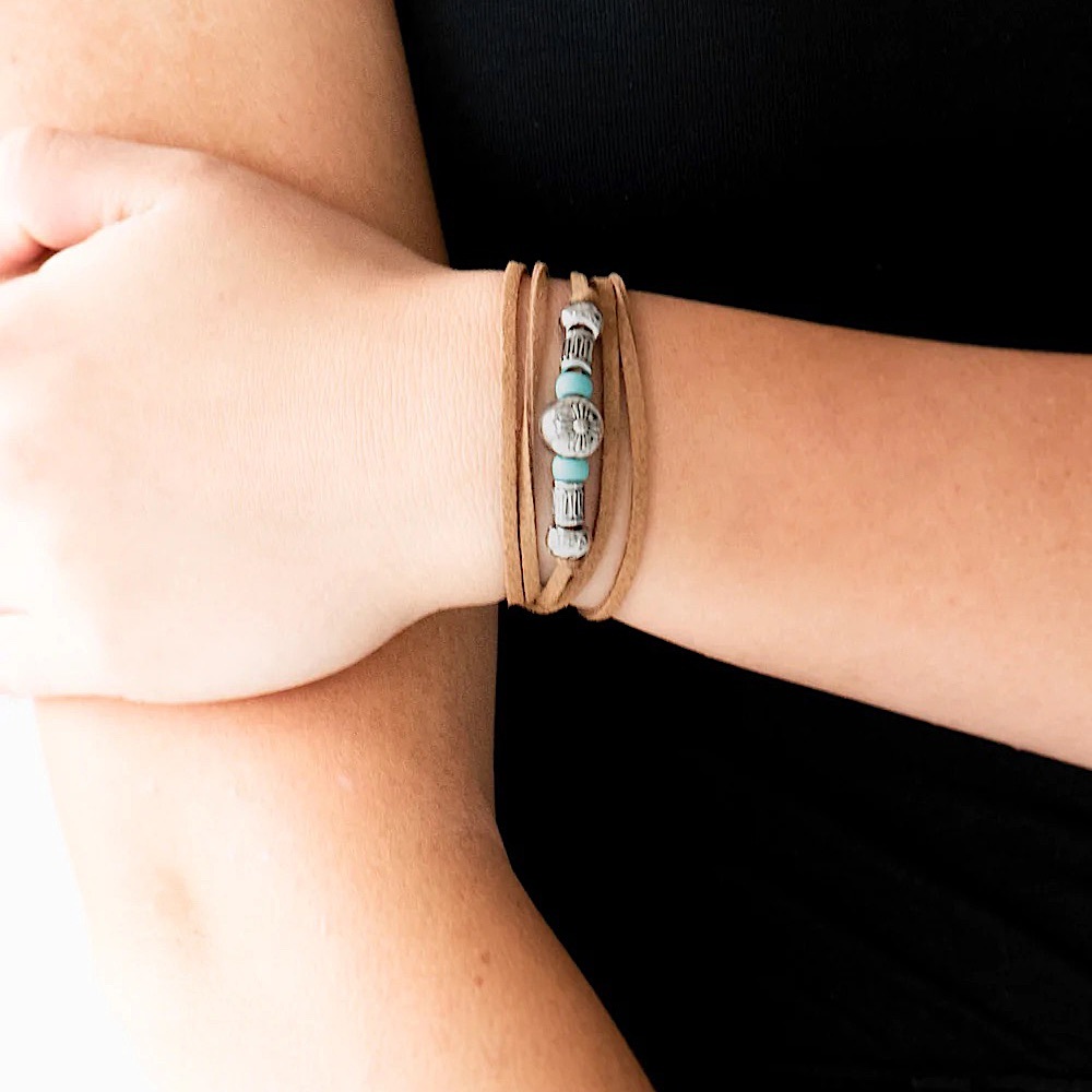 ❤️‍🔥5/$25❤️‍🔥 Find Your Way Blue Bracelet
